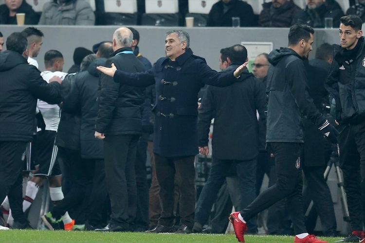 Derbide ortalık karıştı! Yumruklar konuştu - 22