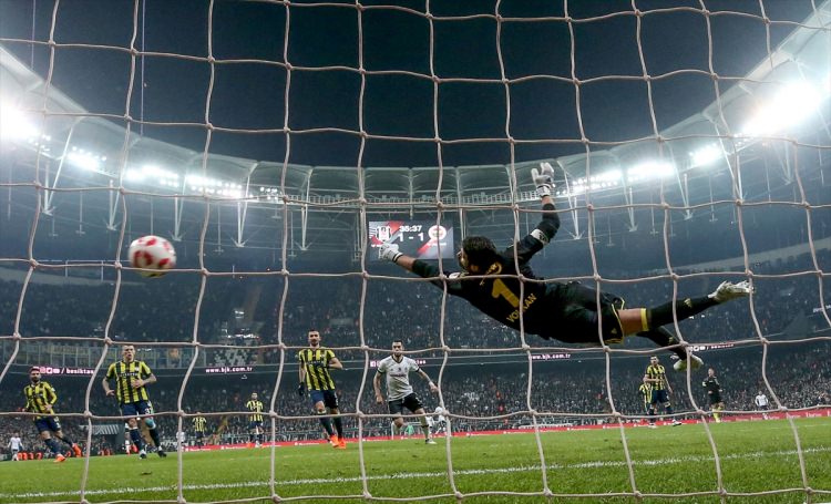 Derbide ortalık karıştı! Yumruklar konuştu - 25