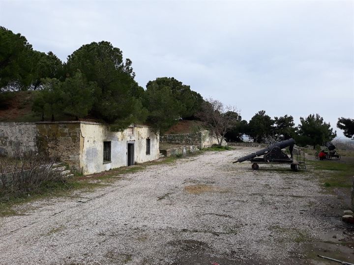 II. Abdülhamid'den kalan tabyayı oyun alanına çevirdiler - 5