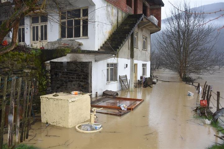 300 kişiye iki gecedir ulaşılamıyor - 12