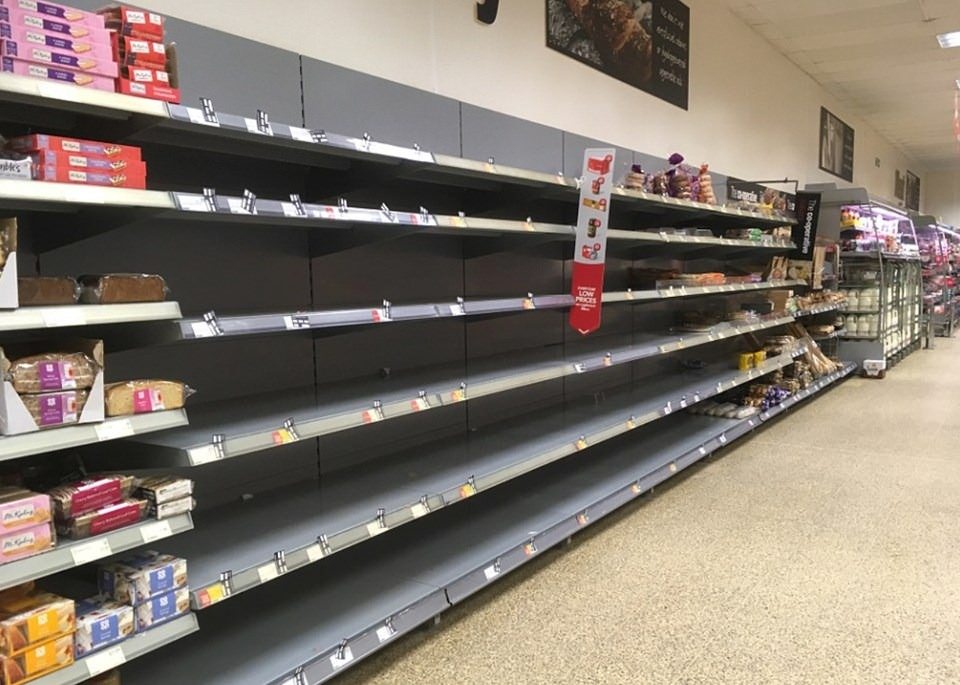 İngiltere'de raflar boş kaldı - 9