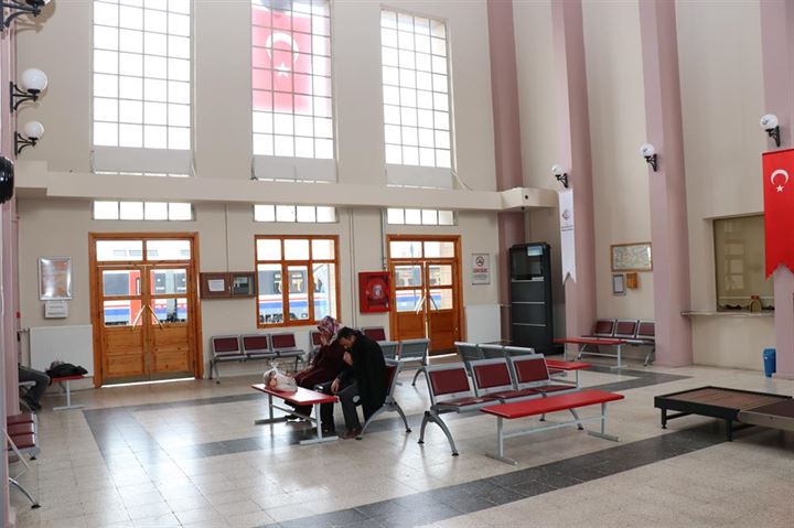 Depremlerin yıkamadığı yapı: Erzincan Tren Garı - 4