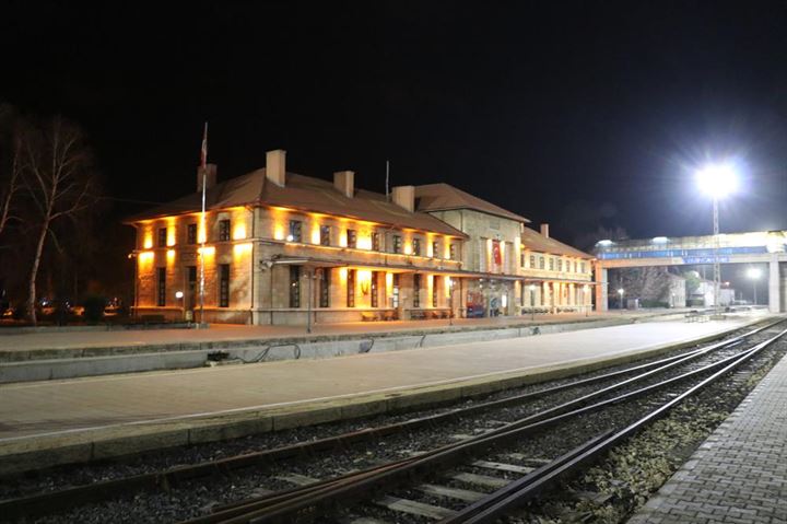 Depremlerin yıkamadığı yapı: Erzincan Tren Garı - 11