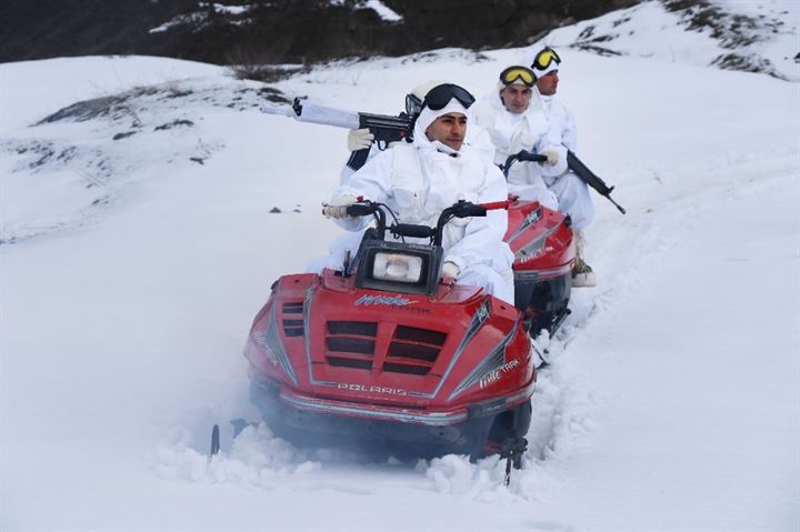 Kato artık ‘çelikten kale’ - 11