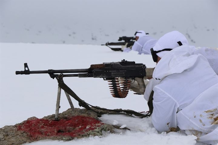 Kato artık ‘çelikten kale’ - 23