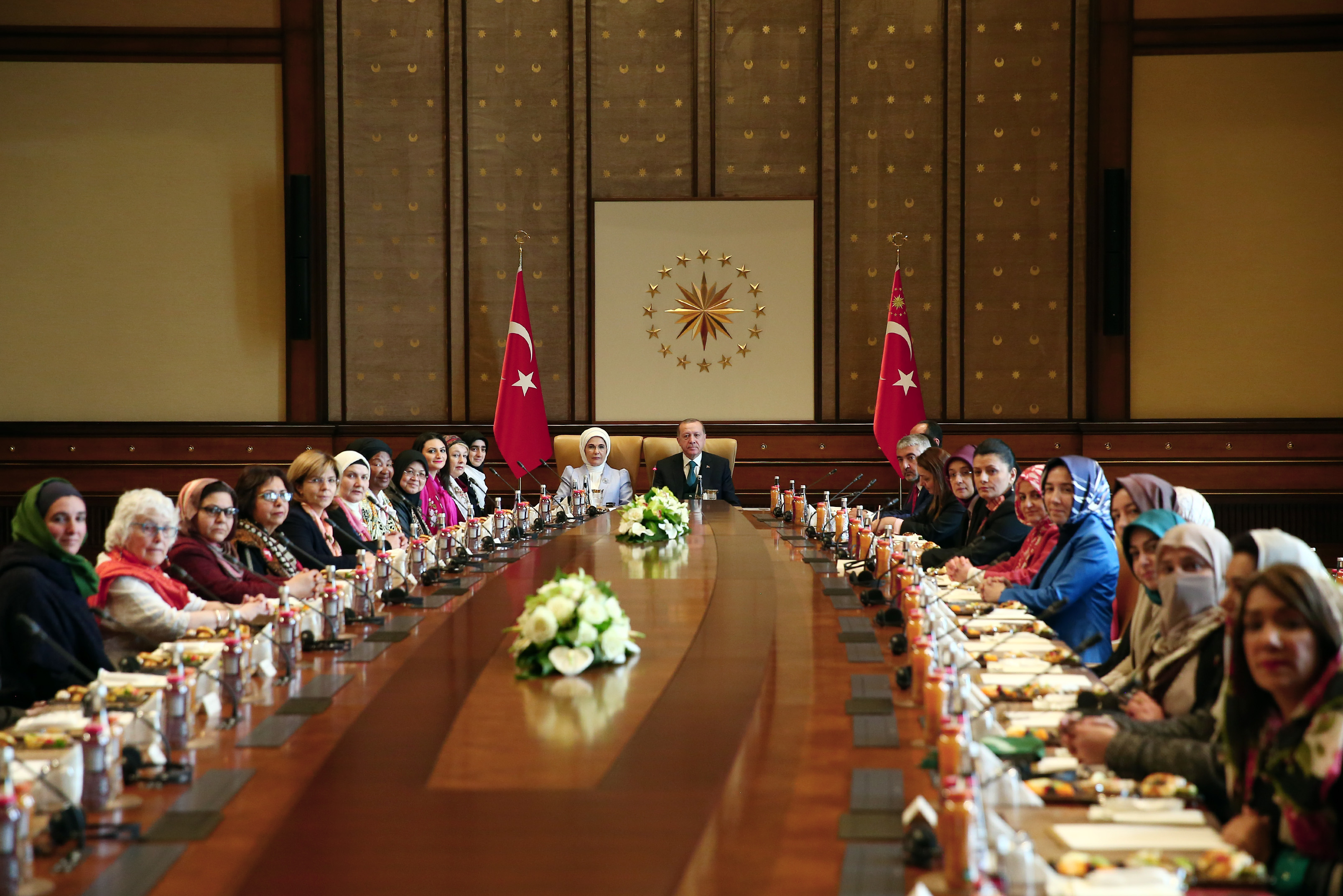 Erdoğan 'Vicdan Konvoyu' temsilcileriyle görüştü - 0