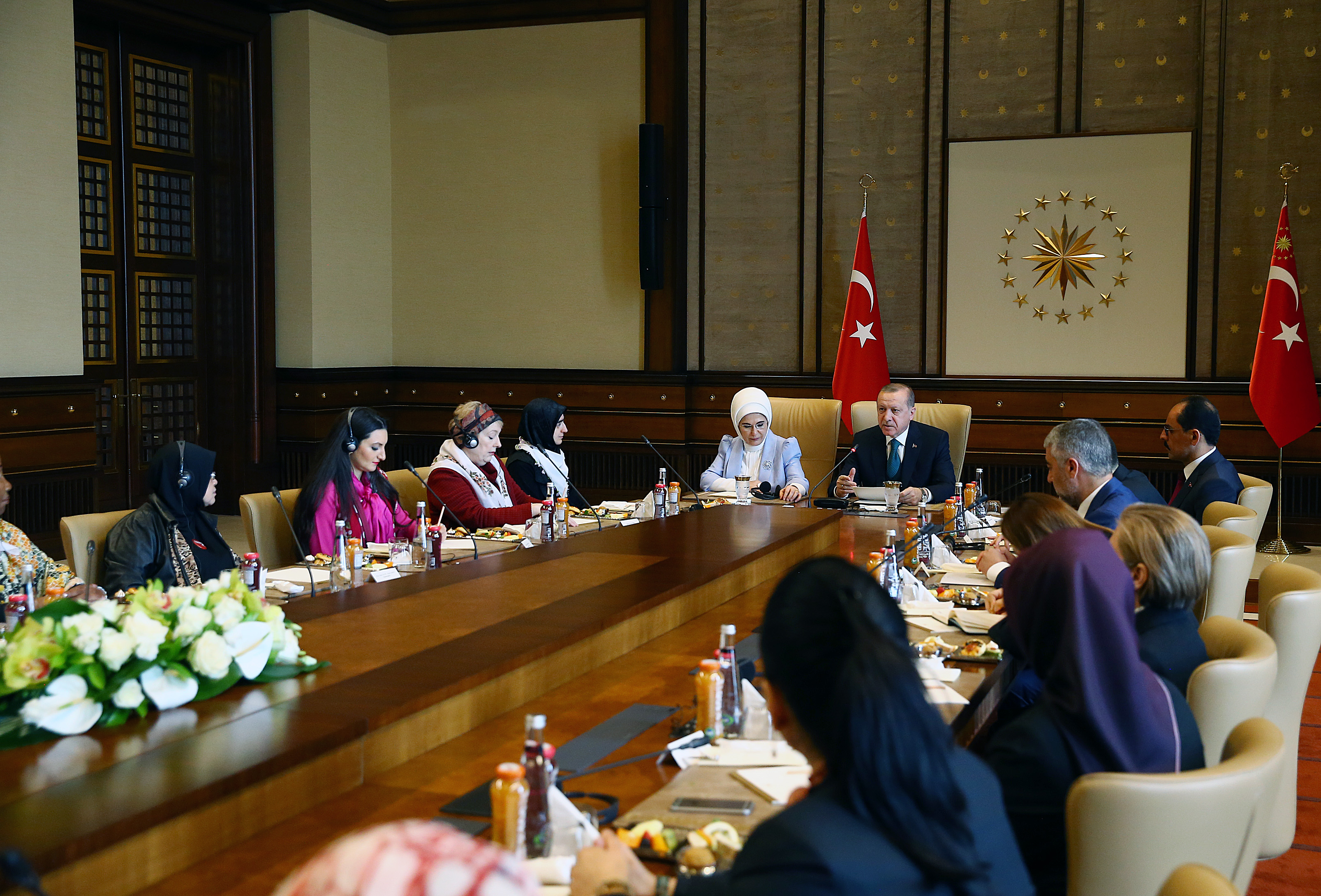 Erdoğan 'Vicdan Konvoyu' temsilcileriyle görüştü - 0