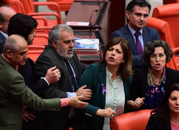 Mecliste Afrin kavgası - 11