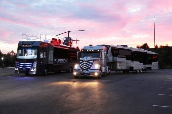 Bu karavanın içinde yok yok! - 6