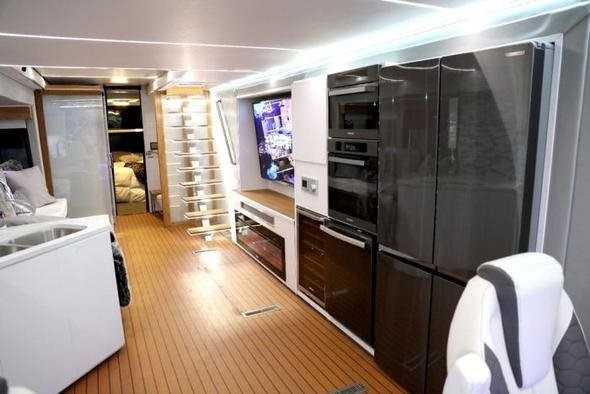 Bu karavanın içinde yok yok! - 18