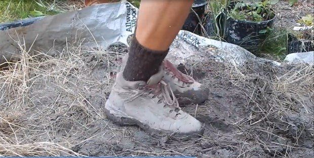 Evinin bahçesine kendi fırınını yaptı - 5