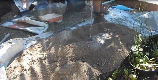 Evinin bahçesine kendi fırınını yaptı - 11