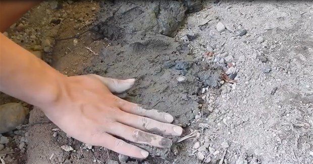 Evinin bahçesine kendi fırınını yaptı - 12