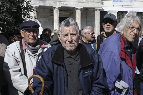 Yunanistan'da emeklilerden maaş protestosu - 2