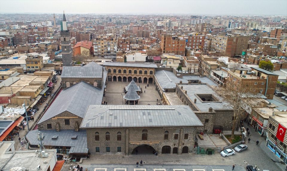 Tahrip olan Sur ilçesini devlet yeniden ayağa kaldırıyor - 7