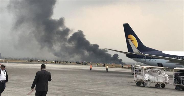 Nepal’de yolcu uçağı düştü - 1