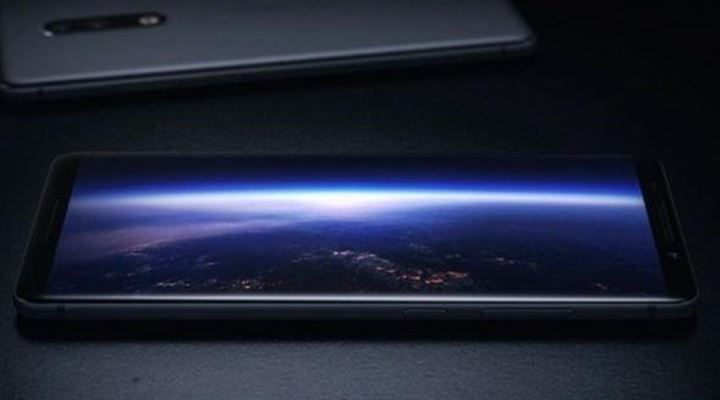 Nokia'nın göz bebeği geliyor: Nokia 9 - 1
