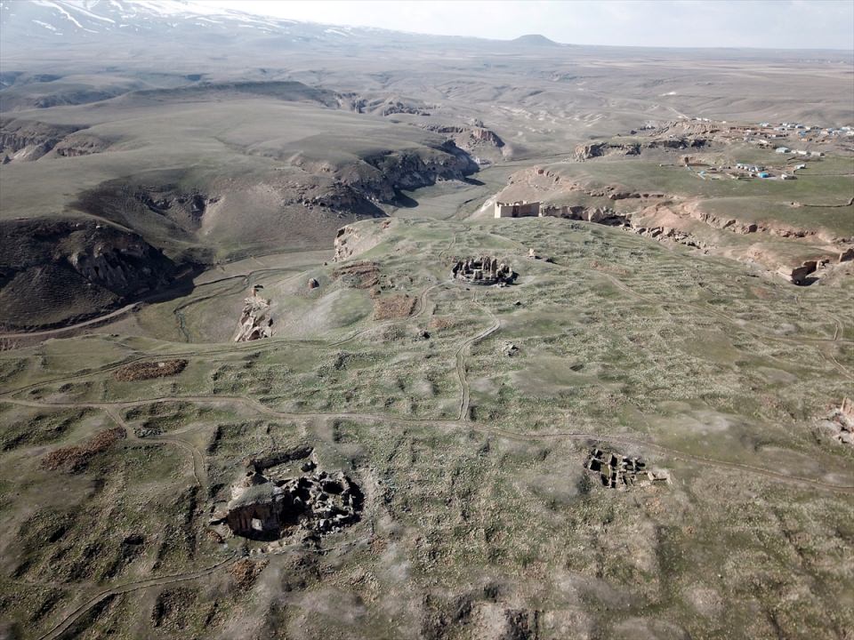 Turistlerin gözdesi 'Ani' her mevsim ayrı güzel - 6