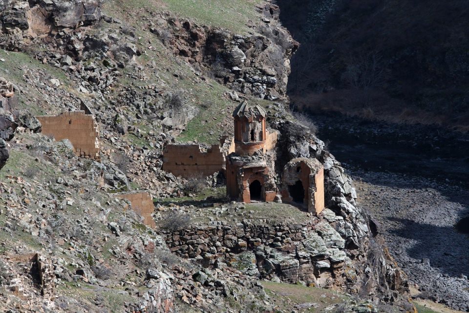 Turistlerin gözdesi 'Ani' her mevsim ayrı güzel - 14