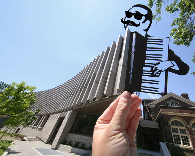 Paperboyo'nun kağıttan figürleri dünyayı geziyor! - 0