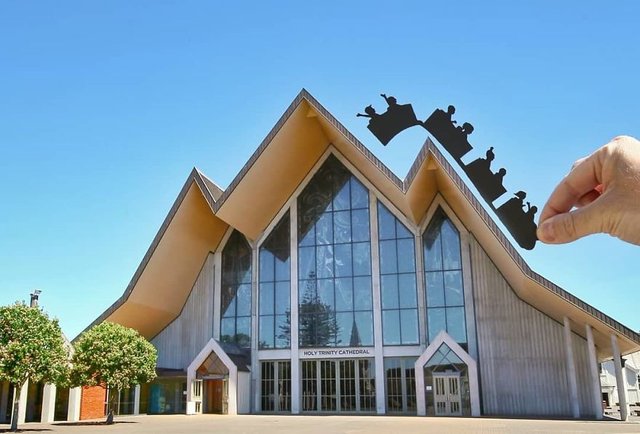 Paperboyo'nun kağıttan figürleri dünyayı geziyor! - 0