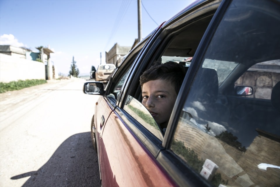 Korku dolu günleri unutmaya çalışıyorlar - 7