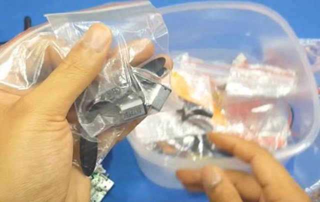 Kendi droneunu kendi yaptı! - 9