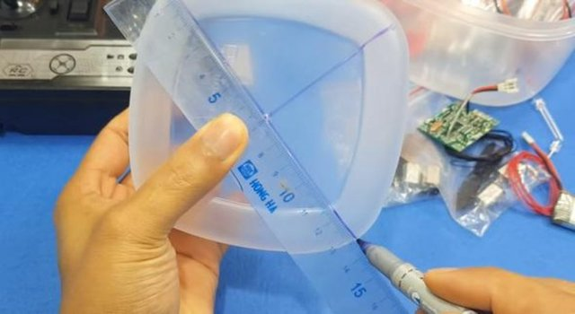 Kendi droneunu kendi yaptı! - 10