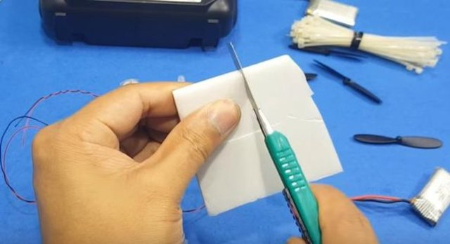 Kendi droneunu kendi yaptı! - 37