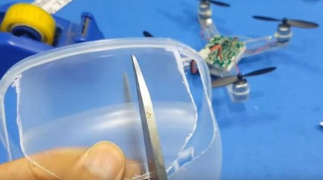 Kendi droneunu kendi yaptı! - 57