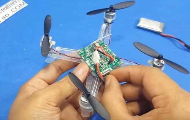 Kendi droneunu kendi yaptı! - 61