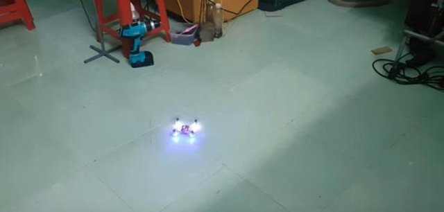 Kendi droneunu kendi yaptı! - 64