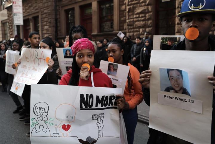 ABD'de binlerce öğrenciden Trump'a silah protestosu - 6