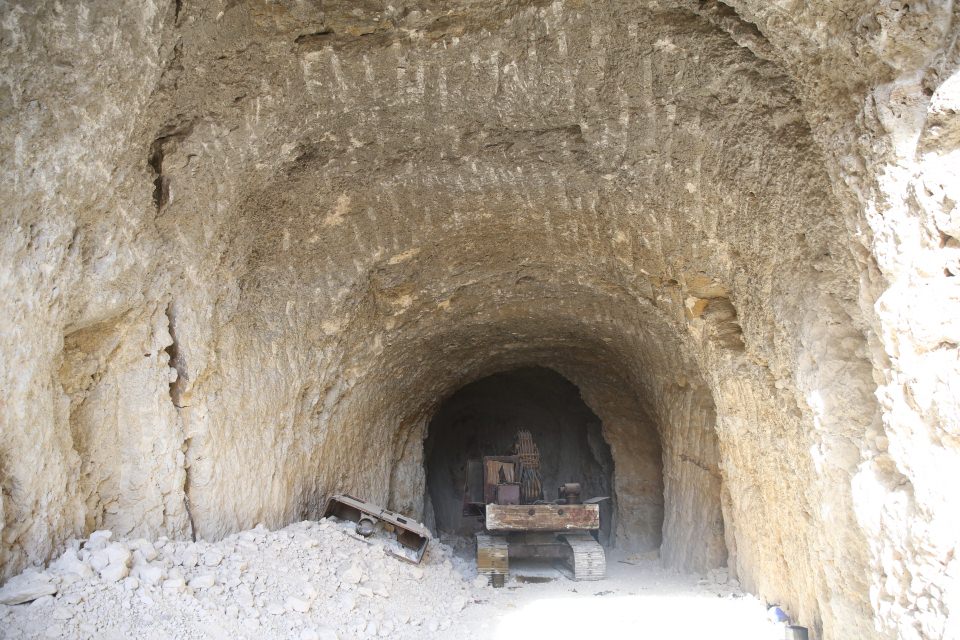 Afrin'de PKK'nın sözde özel kuvvetler binası görüntülendi - 14