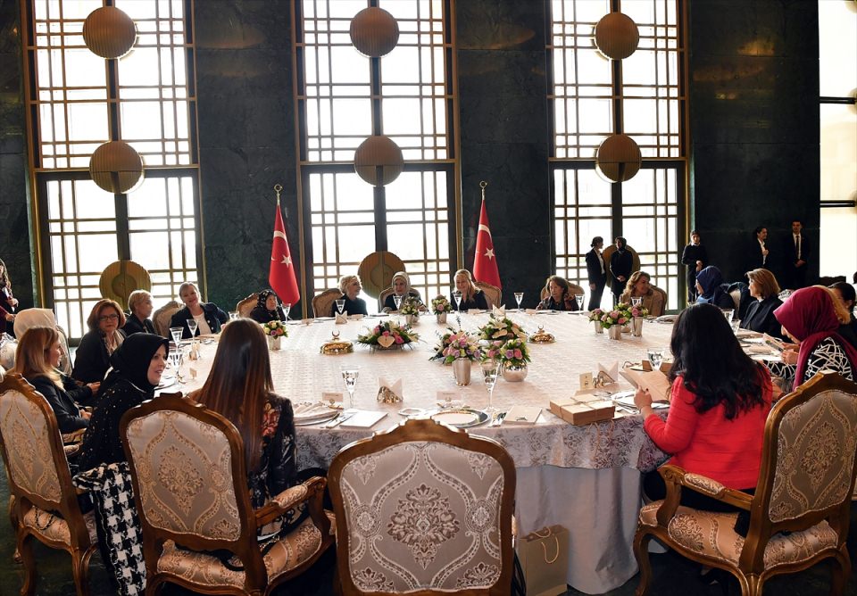 Emine Erdoğan, kadınları Külliye'ye davet etti - 6