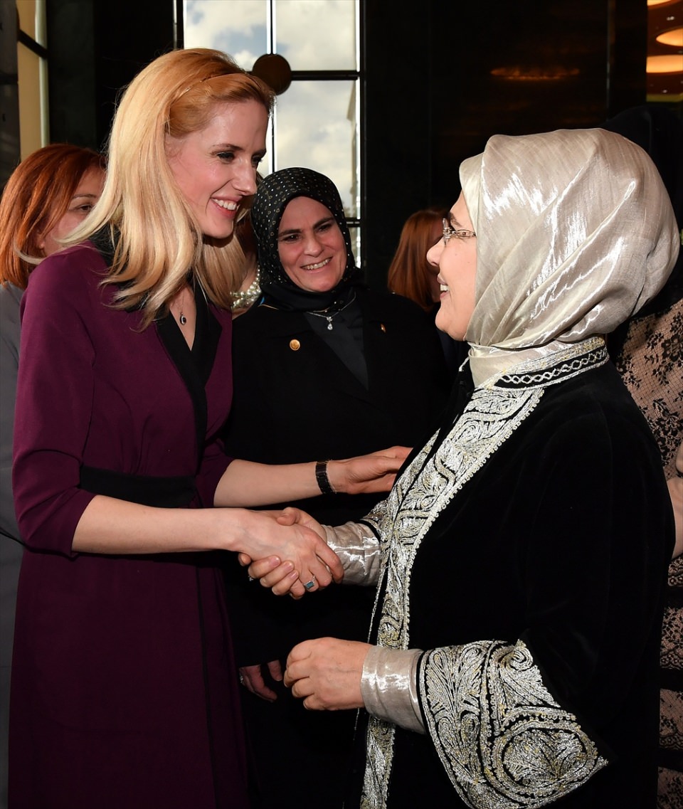 Emine Erdoğan, kadınları Külliye'ye davet etti - 8