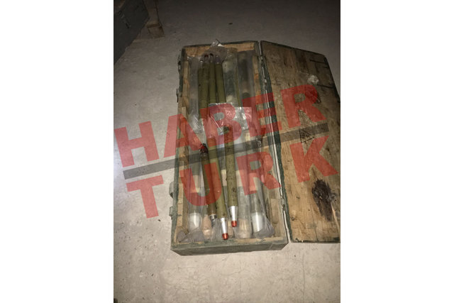 Afrin'de PKK cephaneliği ele geçirildi! - 0