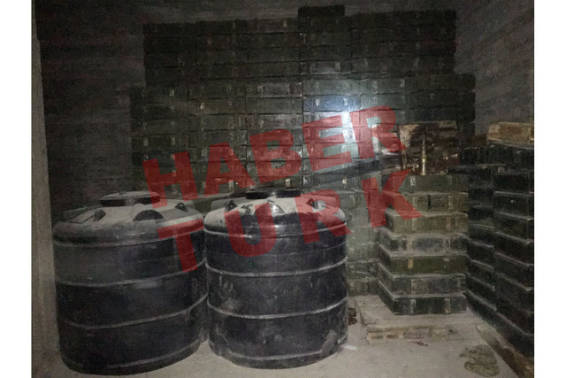 Afrin'de PKK cephaneliği ele geçirildi! - 0