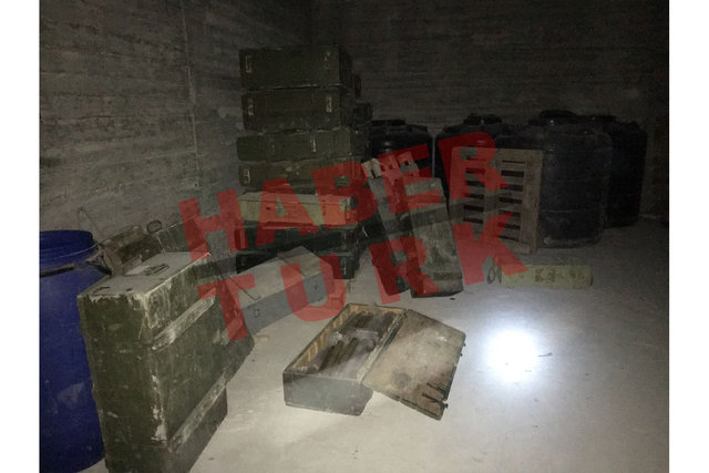 Afrin'de PKK cephaneliği ele geçirildi! - 0