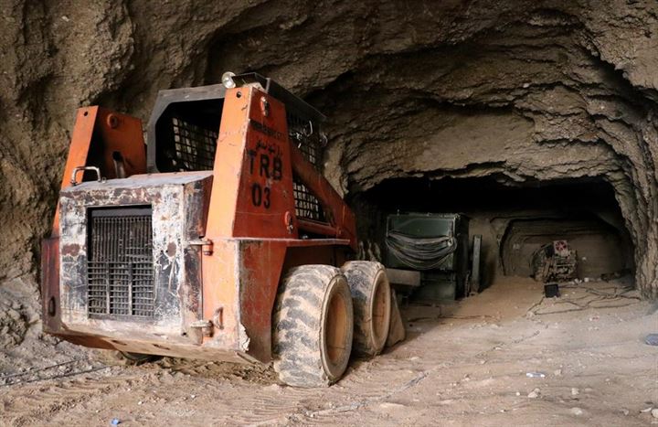 Afrin merkezindeki tüneller görüntülendi - 11