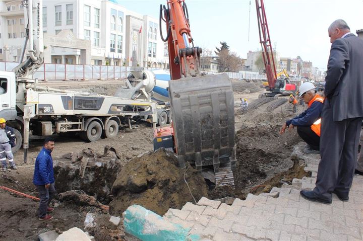 Osmaniye'de alt geçit çalışmasında eski yapıya rastlandı - 6