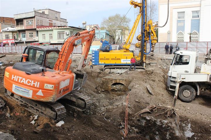 Osmaniye'de alt geçit çalışmasında eski yapıya rastlandı - 8