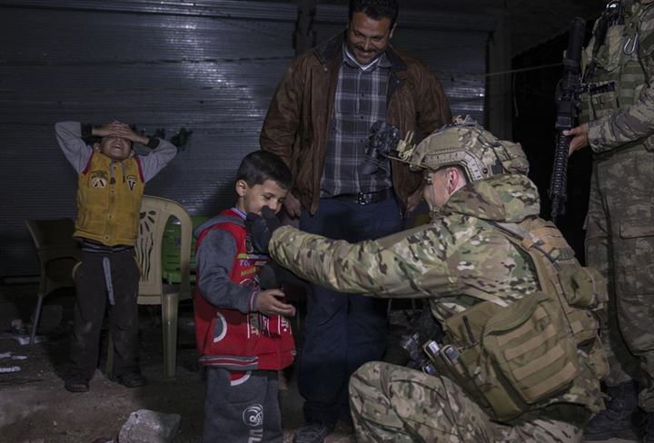 Mehmetçik Afrin'de gece devriyesinde - 13