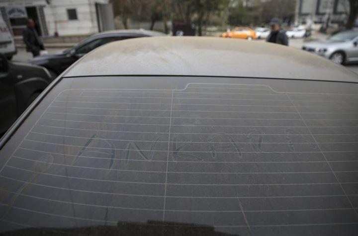 Gökten çamur yağdı - 8