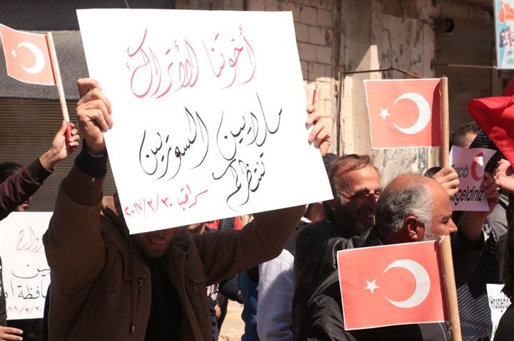 İdlibliler rejimin saldırılarına karşı Türkiye'den yardım istedi - 3