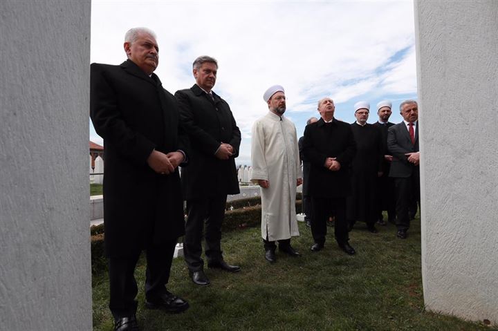 Başbakan Yıldırım 'Bilge Kral'ın' mezarını ziyaret etti - 1