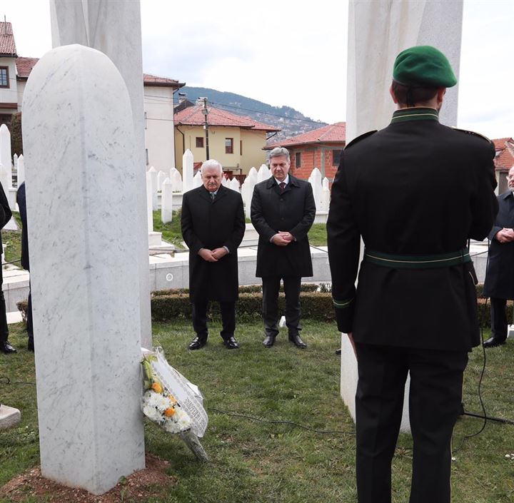 Başbakan Yıldırım 'Bilge Kral'ın' mezarını ziyaret etti - 7