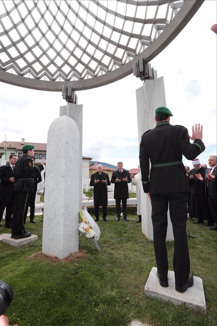 Başbakan Yıldırım 'Bilge Kral'ın' mezarını ziyaret etti - 9