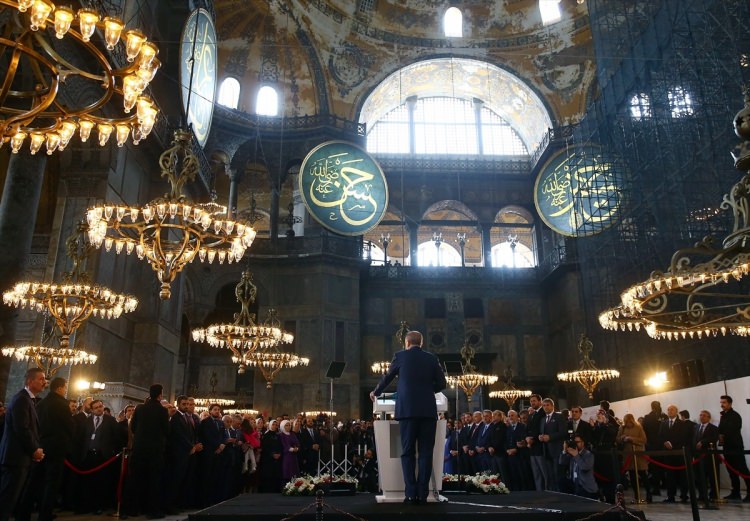 Cumhurbaşkanı Erdoğan, Ayasofya'da konuştu - 6