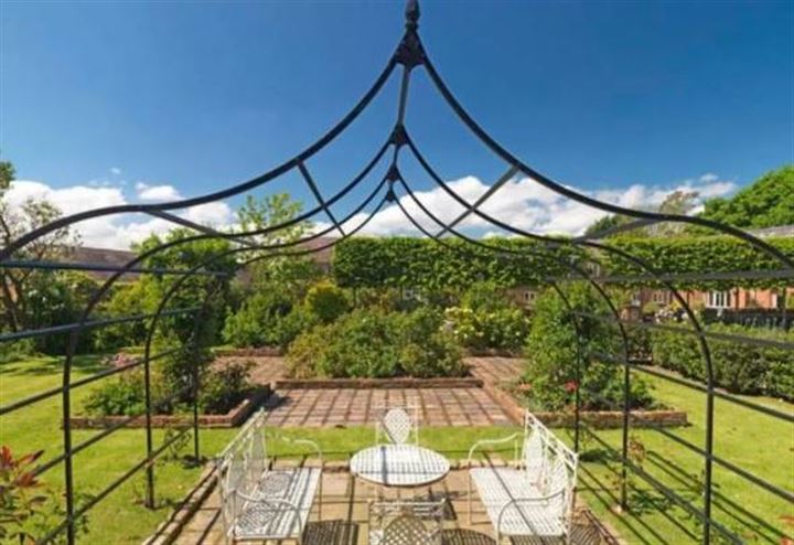 9 milyon liralık evi 27 liraya satıyor! - 4